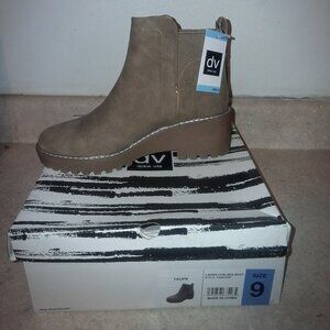 DOLCE VITA TAN WOMENS BOOTS SIZE 9